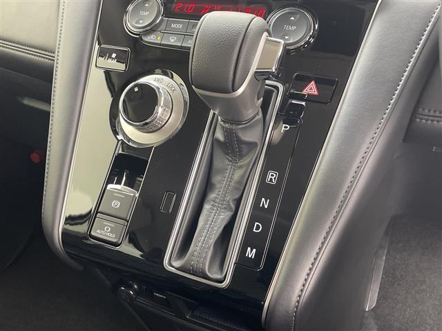 デリカD:5 ブラックエディション 登録済未使用車 純正ALPINE11型ナビ 純正ALIPINE12.8型後席モニター 全周囲カメラ 衝突被害軽減ブレーキ ブラインドスポットモニター 両側電動スライドドア シートヒーター 禁煙車(18枚目)