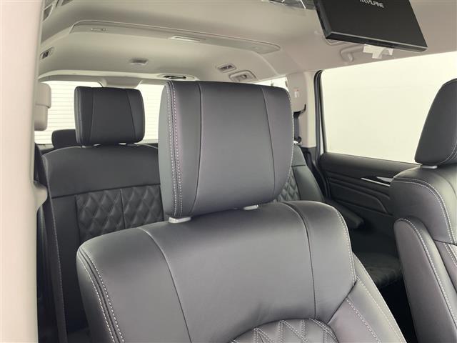 デリカD:5 ブラックエディション 登録済未使用車 純正ALPINE11型ナビ 純正ALIPINE12.8型後席モニター 全周囲カメラ 衝突被害軽減ブレーキ ブラインドスポットモニター 両側電動スライドドア シートヒーター 禁煙車(29枚目)