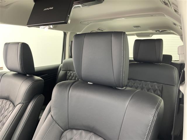 デリカD:5 ブラックエディション 登録済未使用車 純正ALPINE11型ナビ 純正ALIPINE12.8型後席モニター 全周囲カメラ 衝突被害軽減ブレーキ ブラインドスポットモニター 両側電動スライドドア シートヒーター 禁煙車(34枚目)