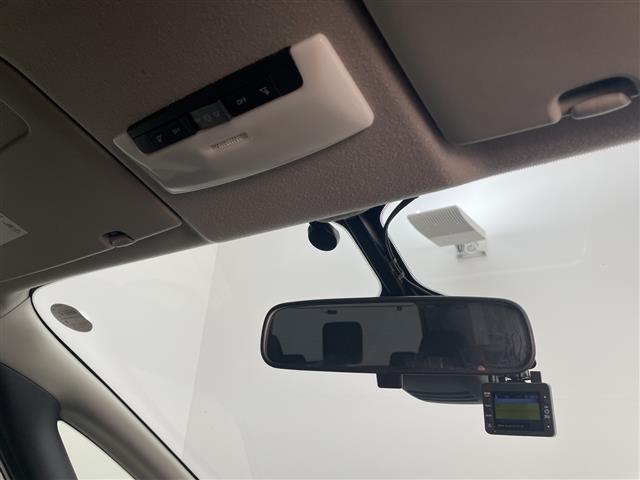 セレナ ハイウェイスター　Ｇ　プロパイロットＥＤ　プロパイロット　純正９型ナビ　純正フリップダウンモニター　フルセグＴＶ　バックカメラ　アイドリングストップ　衝突被害軽減ブレーキ　レーンアシスト　ＬＥＤヘッドライト　ＥＴＣ　スマートキー　禁煙車（22枚目）