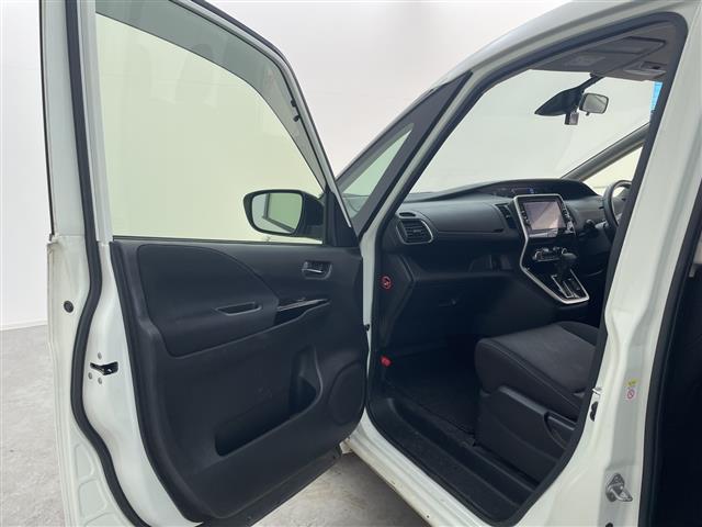 セレナ ハイウェイスター　Ｇ　プロパイロットＥＤ　プロパイロット　純正９型ナビ　純正フリップダウンモニター　フルセグＴＶ　バックカメラ　アイドリングストップ　衝突被害軽減ブレーキ　レーンアシスト　ＬＥＤヘッドライト　ＥＴＣ　スマートキー　禁煙車（40枚目）