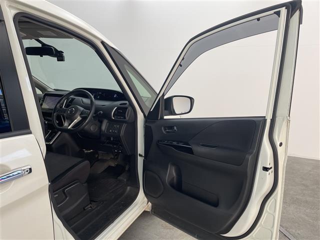 セレナ ハイウェイスター　Ｇ　プロパイロットＥＤ　プロパイロット　純正９型ナビ　純正フリップダウンモニター　フルセグＴＶ　バックカメラ　アイドリングストップ　衝突被害軽減ブレーキ　レーンアシスト　ＬＥＤヘッドライト　ＥＴＣ　スマートキー　禁煙車（41枚目）