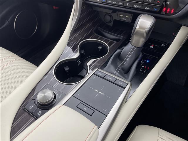 RX RX450h バージョンL ムーンルーフ モデリスタエアロ 純正12.3インチナビ パノラミックビューモニター 全席パワーシート シートヒーター シートベンチレーション 三眼LEDヘッドライト BSM ドライブレコーダー 禁煙(14枚目)