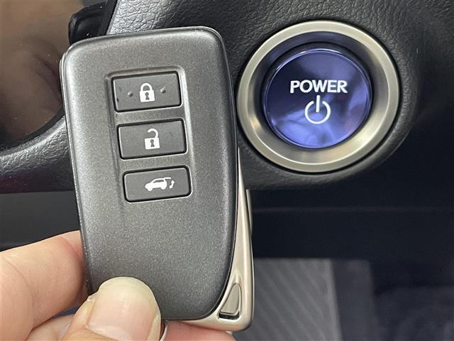 RX RX450h バージョンL ムーンルーフ モデリスタエアロ 純正12.3インチナビ パノラミックビューモニター 全席パワーシート シートヒーター シートベンチレーション 三眼LEDヘッドライト BSM ドライブレコーダー 禁煙(26枚目)