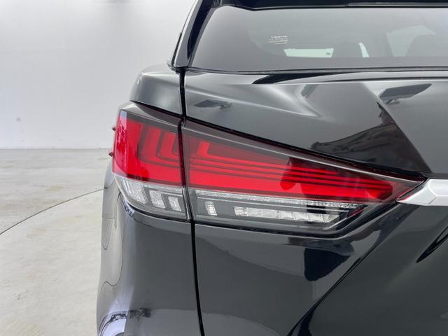 RX RX450h バージョンL ムーンルーフ モデリスタエアロ 純正12.3インチナビ パノラミックビューモニター 全席パワーシート シートヒーター シートベンチレーション 三眼LEDヘッドライト BSM ドライブレコーダー 禁煙(64枚目)