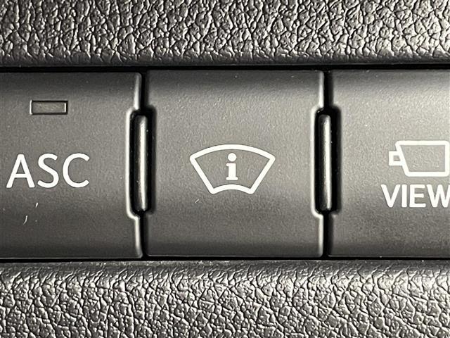 UX UX250h Fスポーツ ムーンルーフ パノラミックビューモニター 三眼LEDヘッドランプ Fスポーツ専用赤本革シート シートベンチレーション ブラインドスポットモニター カラーヘッドアップディスプレイ ドライブレコーダー(7枚目)