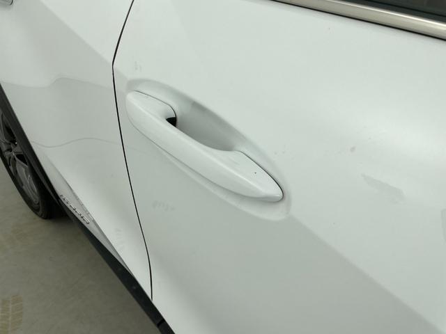 UX UX250h Fスポーツ ムーンルーフ パノラミックビューモニター 三眼LEDヘッドランプ Fスポーツ専用赤本革シート シートベンチレーション ブラインドスポットモニター カラーヘッドアップディスプレイ ドライブレコーダー(55枚目)