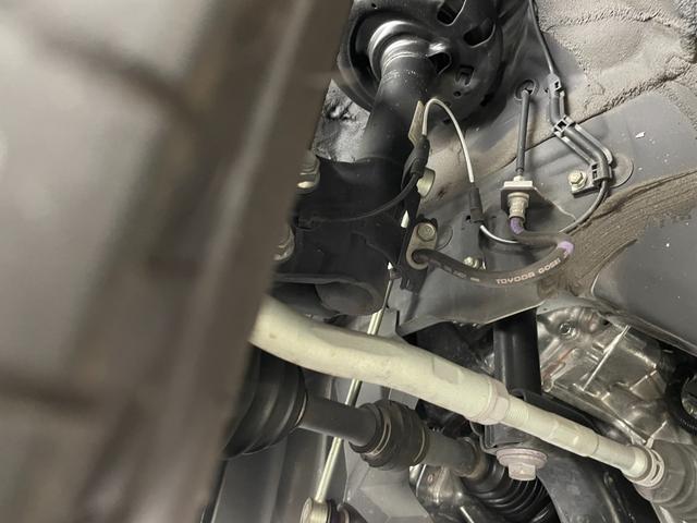 UX UX250h Fスポーツ ムーンルーフ パノラミックビューモニター 三眼LEDヘッドランプ Fスポーツ専用赤本革シート シートベンチレーション ブラインドスポットモニター カラーヘッドアップディスプレイ ドライブレコーダー(70枚目)