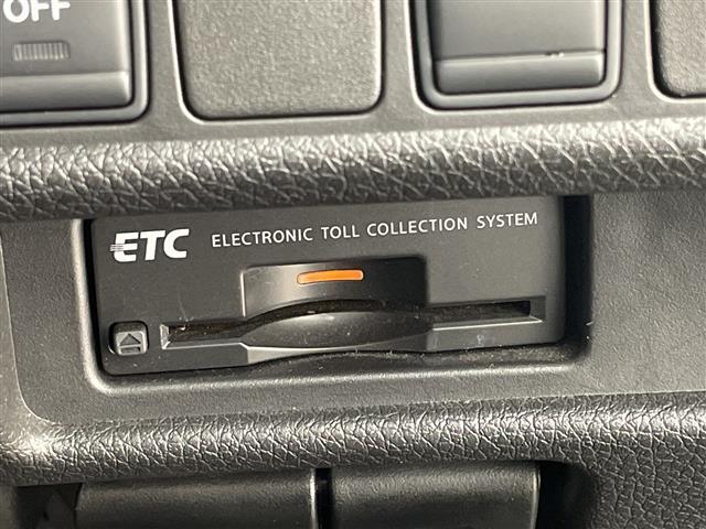 エクストレイル 20X エマージェンシーブレーキパッケージ 純正ナビ 全周囲カメラ シートヒーター 電動リアゲート 衝突被害軽減ブレーキ クルーズコントロール ETC 革巻きステアリング ルーフレール パートタイム4WD LEDライト スマートキー 禁煙車(9枚目)