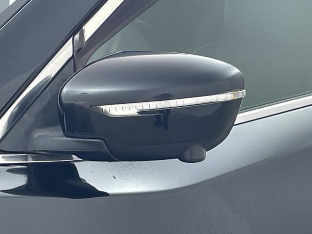 エクストレイル 20X エマージェンシーブレーキパッケージ 純正ナビ 全周囲カメラ シートヒーター 電動リアゲート 衝突被害軽減ブレーキ クルーズコントロール ETC 革巻きステアリング ルーフレール パートタイム4WD LEDライト スマートキー 禁煙車(61枚目)