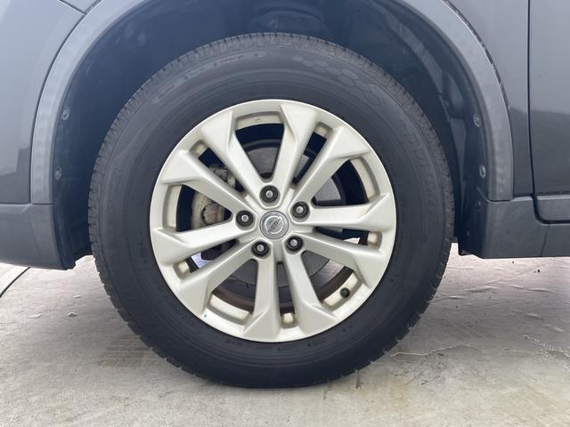 エクストレイル 20X エマージェンシーブレーキパッケージ 純正ナビ 全周囲カメラ シートヒーター 電動リアゲート 衝突被害軽減ブレーキ クルーズコントロール ETC 革巻きステアリング ルーフレール パートタイム4WD LEDライト スマートキー 禁煙車(69枚目)