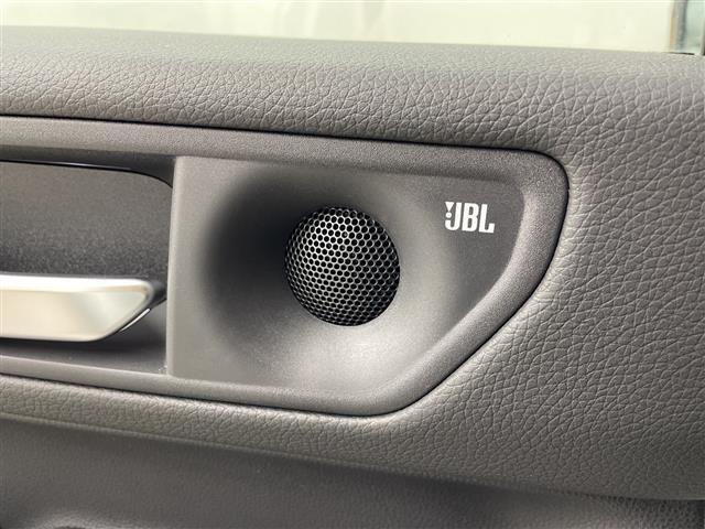 ランドクルーザー250 VX 純正12.3型ナビ 全周囲カメラ サンルーフ JBL ワイヤレス充電 アダクティブクルーズコントロール ハンドルヒーター 電動リアゲート デジタルインナーミラー ルーフレール ETC2.0 禁煙車(6枚目)