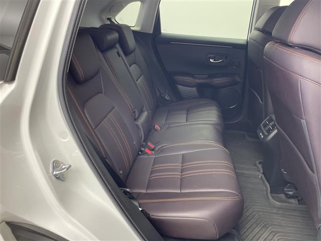 ＺＲ－Ｖ ｅ：ＨＥＶ　Ｚ　純正９型ナビ　ＢＯＳＥサウンド　バックカメラ　ワイヤレス充電　アダクティブクルーズコントロール　電動リアゲート　パドルシフト　レザーシート　前席シートヒーター　ＥＴＣ２．０　ＬＥＤライト　禁煙車（31枚目）