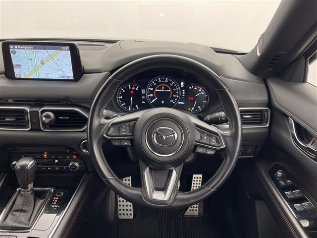 CX-8 XD Lパッケージ アルパイン後席モニター 純正ナビ BOSE 全周囲カメラ 衝突被害軽減システム アダプティブクルーズコントロール 電動リアゲート ハンドルヒーター シートヒーター LEDライト ETC 禁煙車(20枚目)