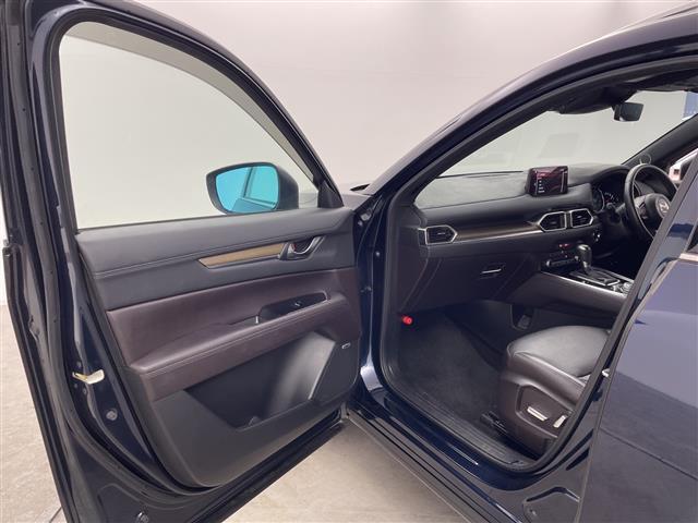 CX-8 XD Lパッケージ アルパイン後席モニター 純正ナビ BOSE 全周囲カメラ 衝突被害軽減システム アダプティブクルーズコントロール 電動リアゲート ハンドルヒーター シートヒーター LEDライト ETC 禁煙車(40枚目)