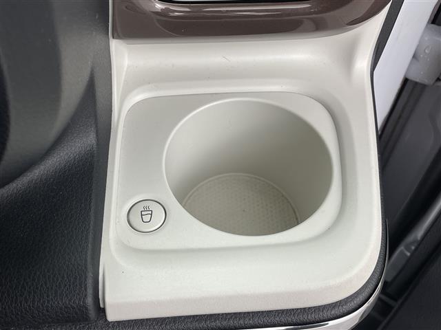 ムーヴキャンバス ストライプスGターボ 純正10型ナビ フルセグTV 全周囲カメラ 衝突被害軽減システム アダクティブクルーズコントロール 両側電動スライドドア シートヒーター ステアリングスイッチ プッシュスタート ETC LED 禁煙車(13枚目)