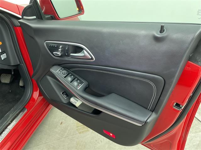 ＣＬＡクラス ＣＬＡ２２０　４マチック（34枚目）