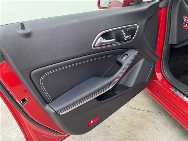 ＣＬＡクラス ＣＬＡ２２０　４マチック（36枚目）