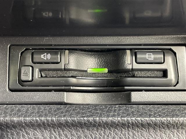 ヴォクシー ハイブリッドZS 煌III TRDフルエアロ アルパイン11型ナビ HDMI フルセグ バックカメラ 両側電動スライドドア シートヒーター 衝突被害軽減ブレーキ クルーズコントロール 前後ドラレコ ETC LED スマートキー(8枚目)