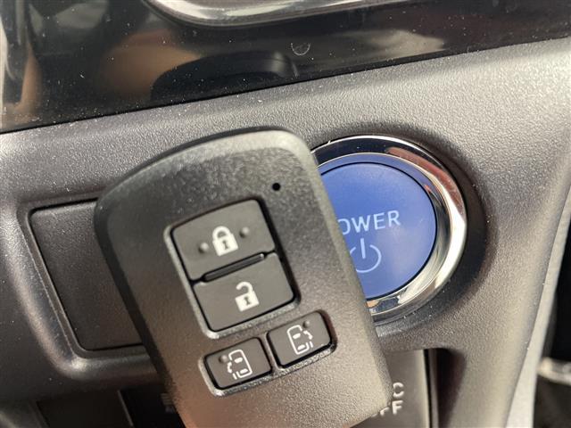 ヴォクシー ハイブリッドZS 煌III TRDフルエアロ アルパイン11型ナビ HDMI フルセグ バックカメラ 両側電動スライドドア シートヒーター 衝突被害軽減ブレーキ クルーズコントロール 前後ドラレコ ETC LED スマートキー(9枚目)