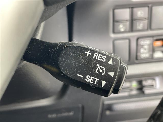 ヴォクシー ハイブリッドZS 煌III TRDフルエアロ アルパイン11型ナビ HDMI フルセグ バックカメラ 両側電動スライドドア シートヒーター 衝突被害軽減ブレーキ クルーズコントロール 前後ドラレコ ETC LED スマートキー(10枚目)