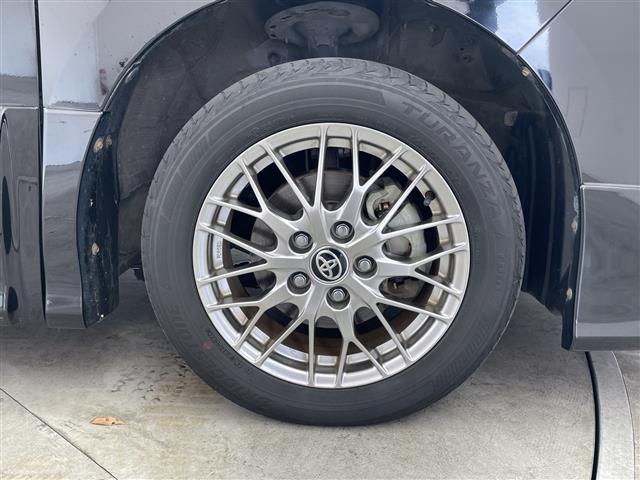 ヴォクシー ハイブリッドZS 煌III TRDフルエアロ アルパイン11型ナビ HDMI フルセグ バックカメラ 両側電動スライドドア シートヒーター 衝突被害軽減ブレーキ クルーズコントロール 前後ドラレコ ETC LED スマートキー(17枚目)