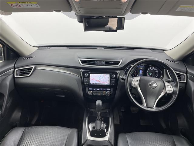 エクストレイル 20Xt エマージェンシーブレーキパッケージ 純正ナビ フルセグTV 全周囲カメラ 電動リアゲート ダウンヒルアシストコントロール レザーシート シートヒーター エアーシート ステアリングスイッチ クルーズコントロール ビルトインETC 禁煙車(2枚目)