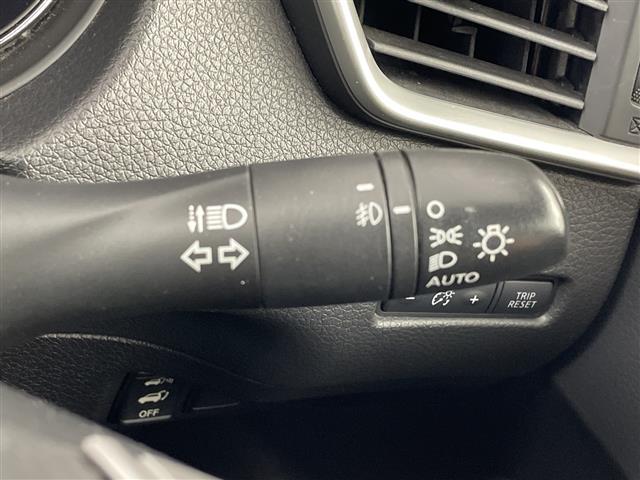 エクストレイル 20Xt エマージェンシーブレーキパッケージ 純正ナビ フルセグTV 全周囲カメラ 電動リアゲート ダウンヒルアシストコントロール レザーシート シートヒーター エアーシート ステアリングスイッチ クルーズコントロール ビルトインETC 禁煙車(23枚目)