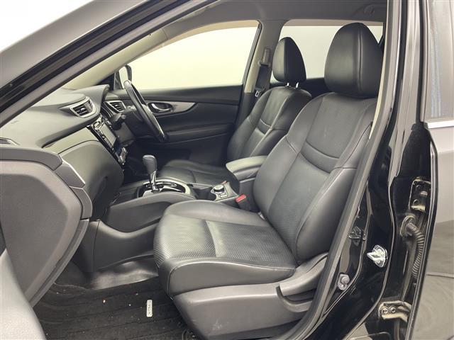 エクストレイル 20Xt エマージェンシーブレーキパッケージ 純正ナビ フルセグTV 全周囲カメラ 電動リアゲート ダウンヒルアシストコントロール レザーシート シートヒーター エアーシート ステアリングスイッチ クルーズコントロール ビルトインETC 禁煙車(30枚目)