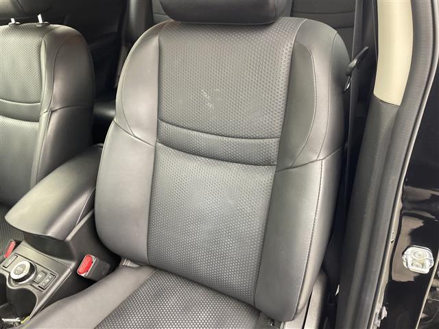 エクストレイル 20Xt エマージェンシーブレーキパッケージ 純正ナビ フルセグTV 全周囲カメラ 電動リアゲート ダウンヒルアシストコントロール レザーシート シートヒーター エアーシート ステアリングスイッチ クルーズコントロール ビルトインETC 禁煙車(32枚目)