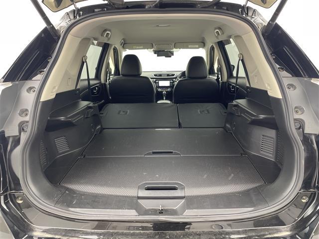 エクストレイル 20Xt エマージェンシーブレーキパッケージ 純正ナビ フルセグTV 全周囲カメラ 電動リアゲート ダウンヒルアシストコントロール レザーシート シートヒーター エアーシート ステアリングスイッチ クルーズコントロール ビルトインETC 禁煙車(35枚目)