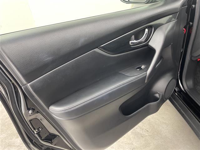 エクストレイル 20Xtt エマージェンシーブレーキパッケージ 純正ナビ 4WD 全周囲カメラ 電動リアゲート クルーズコントロール BSM レーンキープアシスト 前後ドラレコ ETC 前席シートヒーター ダウンヒルアシスト コーナーセンサー スマートキ 禁煙車(38枚目)