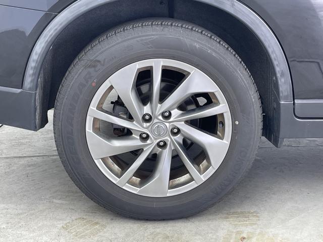 エクストレイル 20Xtt エマージェンシーブレーキパッケージ 純正ナビ 4WD 全周囲カメラ 電動リアゲート クルーズコントロール BSM レーンキープアシスト 前後ドラレコ ETC 前席シートヒーター ダウンヒルアシスト コーナーセンサー スマートキ 禁煙車(66枚目)