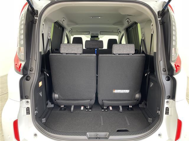 シエンタ ハイブリッドZ 登録済未使用車 純正10.5型ナビ 全周囲カメラ 両側電動スライド アダプティブクルーズコントロール 衝突被害軽減ブレーキ ビルトインETC ステアリングヒーター BSM LED スマートキー 禁煙車(35枚目)