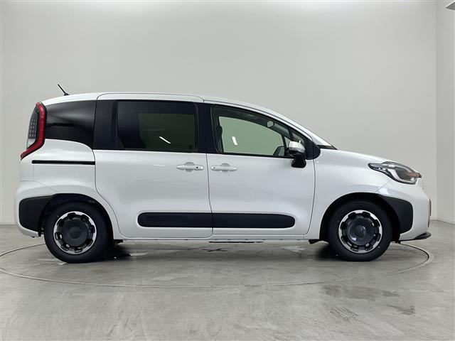 シエンタ ハイブリッドZ 登録済未使用車 純正10.5型ナビ 全周囲カメラ 両側電動スライド アダプティブクルーズコントロール 衝突被害軽減ブレーキ ビルトインETC ステアリングヒーター BSM LED スマートキー 禁煙車(41枚目)