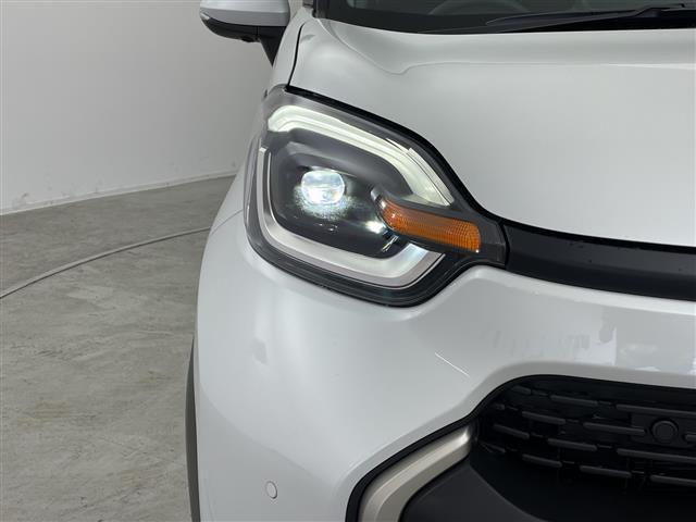 シエンタ ハイブリッドZ 登録済未使用車 純正10.5型ナビ 全周囲カメラ 両側電動スライド アダプティブクルーズコントロール 衝突被害軽減ブレーキ ビルトインETC ステアリングヒーター BSM LED スマートキー 禁煙車(43枚目)