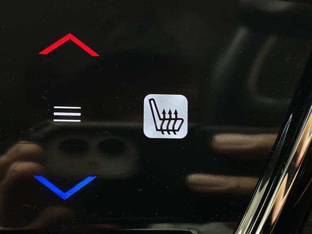 ヴェゼル ハイブリッドZ 純正7型ナビ ワンセグTV バックカメラ シートヒーター ハーフレザーシート クルーズコントロール パドルシフト ステアリングスイッチ プッシュスタート スタッドレスタイヤ4本積込 ETC 禁煙車(9枚目)