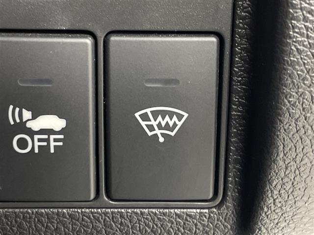 ヴェゼル ハイブリッドZ 純正7型ナビ ワンセグTV バックカメラ シートヒーター ハーフレザーシート クルーズコントロール パドルシフト ステアリングスイッチ プッシュスタート スタッドレスタイヤ4本積込 ETC 禁煙車(12枚目)