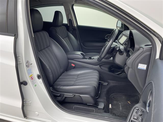 ヴェゼル ハイブリッドZ 純正7型ナビ ワンセグTV バックカメラ シートヒーター ハーフレザーシート クルーズコントロール パドルシフト ステアリングスイッチ プッシュスタート スタッドレスタイヤ4本積込 ETC 禁煙車(26枚目)