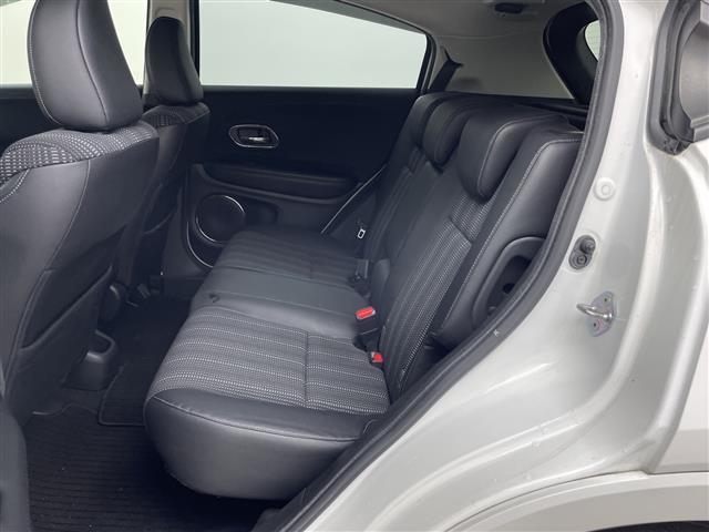 ヴェゼル ハイブリッドZ 純正7型ナビ ワンセグTV バックカメラ シートヒーター ハーフレザーシート クルーズコントロール パドルシフト ステアリングスイッチ プッシュスタート スタッドレスタイヤ4本積込 ETC 禁煙車(34枚目)