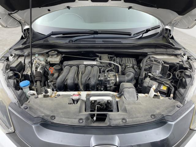 ヴェゼル ハイブリッドZ 純正7型ナビ ワンセグTV バックカメラ シートヒーター ハーフレザーシート クルーズコントロール パドルシフト ステアリングスイッチ プッシュスタート スタッドレスタイヤ4本積込 ETC 禁煙車(78枚目)