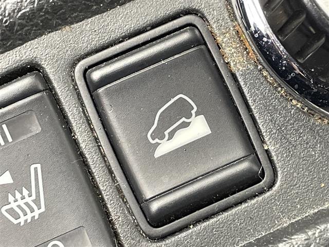 エクストレイル 20Xt エマージェンシーブレーキパッケージ 純正メーカー7型ナビ フルセグTV 全周囲カメラ 衝突被害軽減システム ブラインドスポットモニター シートヒーター 革巻きステアリング 車線逸脱機能 LEDオートライト ETC スマートキー 禁煙車(12枚目)