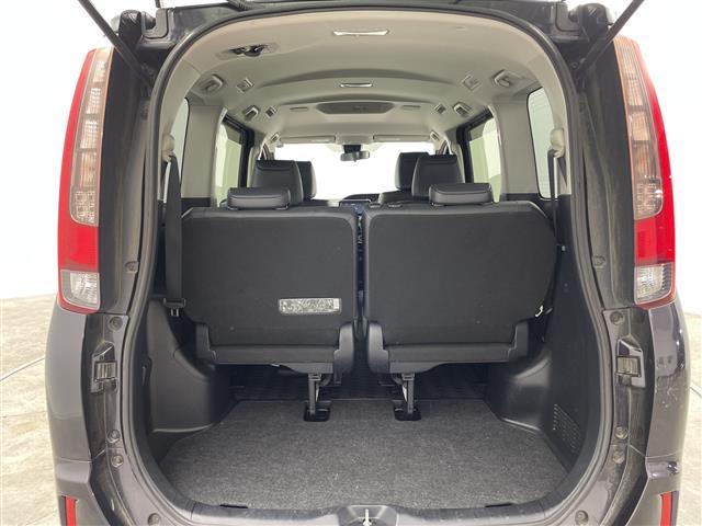 エスクァイア Ｇｉ　純正ナビ　両側電動スライドドア　クルーズコントロール　ハーフレザーシート　ウッドコンビステア　前席シートヒーター　衝突被害軽減ブレーキ　レーンキープアシスト　ＥＴＣ　ＬＥＤ　オートハイビーム　禁煙（38枚目）