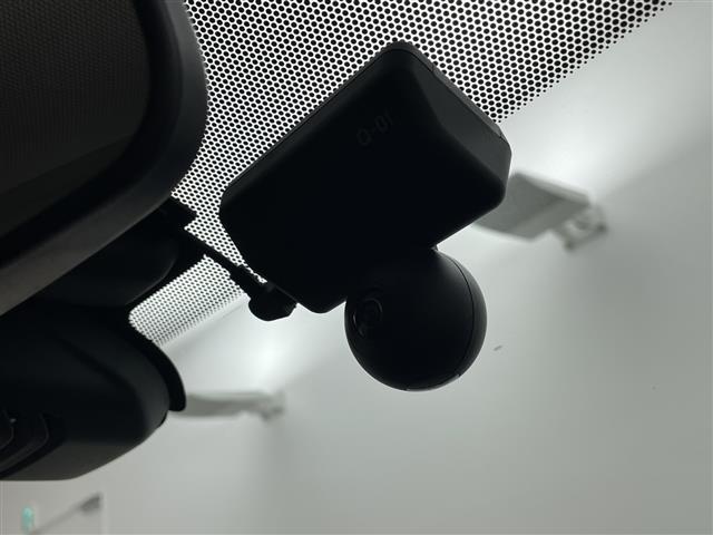 エクストレイル 20X エマージェンシーブレーキパッケージ 純正ナビ 全周囲カメラ 衝突被害軽減ブレーキ 前席シートヒーター クリアランスソナー ダウンヒルアシスト BSM クルーズコントロール レーンキープアシスト ドラレコ ビルトインETC LED 禁煙車(25枚目)