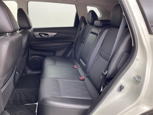 エクストレイル 20X エマージェンシーブレーキパッケージ 純正ナビ 全周囲カメラ 衝突被害軽減ブレーキ 前席シートヒーター クリアランスソナー ダウンヒルアシスト BSM クルーズコントロール レーンキープアシスト ドラレコ ビルトインETC LED 禁煙車(35枚目)