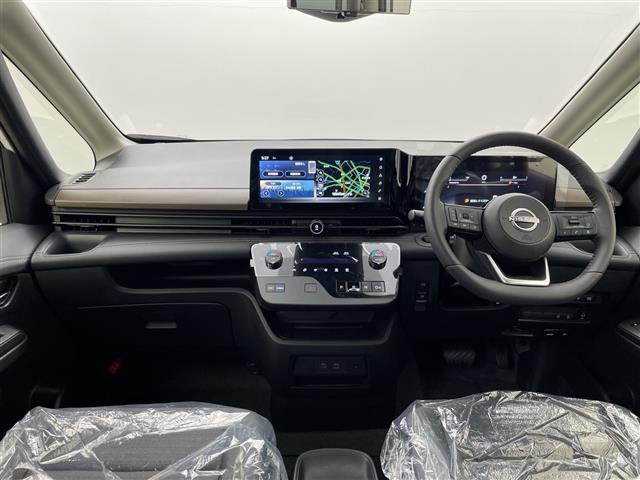 セレナ e-パワー ハイウェイスターV 登録済未使用車 純正12.3型ナビ 純正11型後席モニター 両側電動スライドドア プロパイロット ワイヤレス充電 全周囲カメラ デジタルインナーミラー BMS レーンキープアシスト ETC 禁煙車(2枚目)