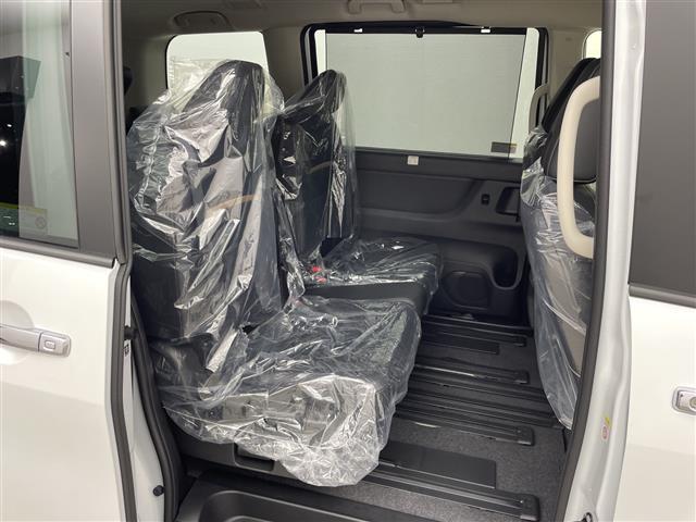 セレナ e-パワー ハイウェイスターV 登録済未使用車 純正12.3型ナビ 純正11型後席モニター 両側電動スライドドア プロパイロット ワイヤレス充電 全周囲カメラ デジタルインナーミラー BMS レーンキープアシスト ETC 禁煙車(33枚目)