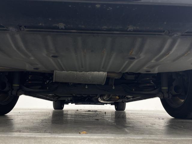 セレナ ハイウェイスター 純正11型後席モニター 純正9型ナビ フルセグTV 全周囲カメラ デジタルインナーミラー アダプティブクルーズコントロール 衝突被害軽減システム 両側電動スライドドア 電動パーキング ETC 禁煙車(76枚目)