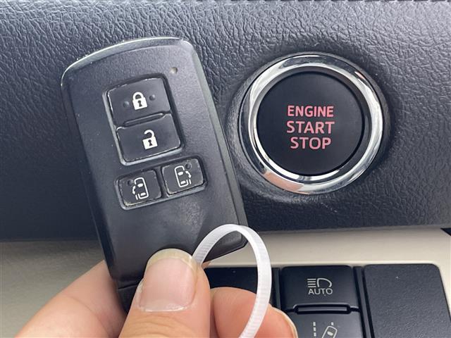 シエンタ G モデリスタエアロ ナビ バックカメラ 両側電動スライドドア 衝突被害軽減ブレーキ プリクラッシュセーフティ レーンキープアシスト オートハイビーム フォグ フルセグTV スマートキー 禁煙車(9枚目)