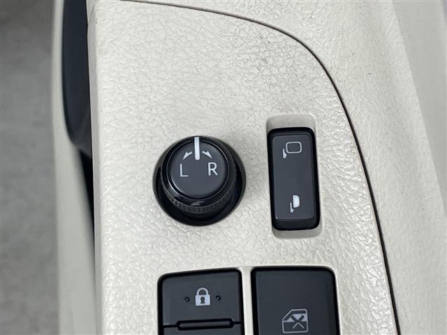 シエンタ G モデリスタエアロ ナビ バックカメラ 両側電動スライドドア 衝突被害軽減ブレーキ プリクラッシュセーフティ レーンキープアシスト オートハイビーム フォグ フルセグTV スマートキー 禁煙車(14枚目)